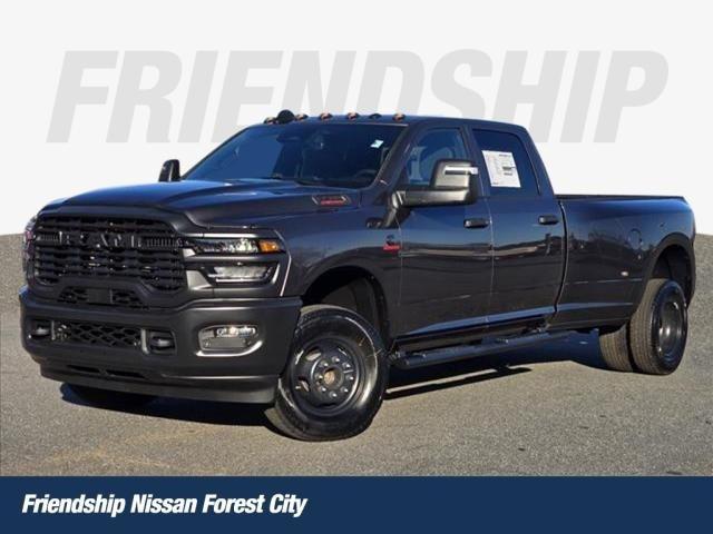 2026 RAM Ram 3500 RAM 3500 TRADESMAN CREW CAB 4X4 8 BOX