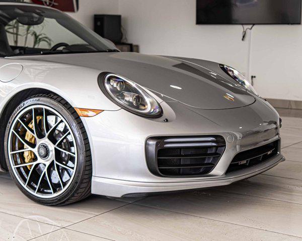 2017 Porsche 911 Turbo S 2017 Porsche 911 Turbo S