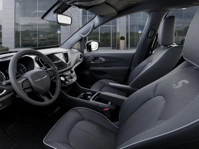 2026 Chrysler Pacifica Limited AWD