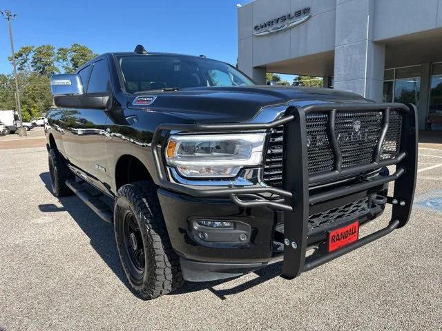 2024 RAM 2500 Laramie Crew Cab 4x4 64 Box 2024 RAM 2500 Laramie Crew Cab 4x4 64 Box
