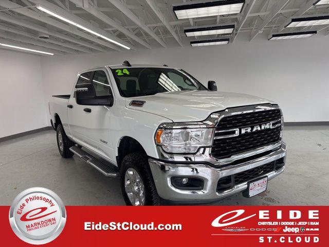 2024 RAM 2500 Big Horn Crew Cab 4x4 64 Box 2024 RAM 2500 Big Horn Crew Cab 4x4 64 Box
