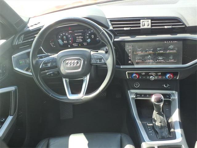 2024 Audi Q3 Premium 45 TFSI S line quattro Tiptronic 2024 Audi Q3 Premium 45 TFSI S line quattro Tiptronic