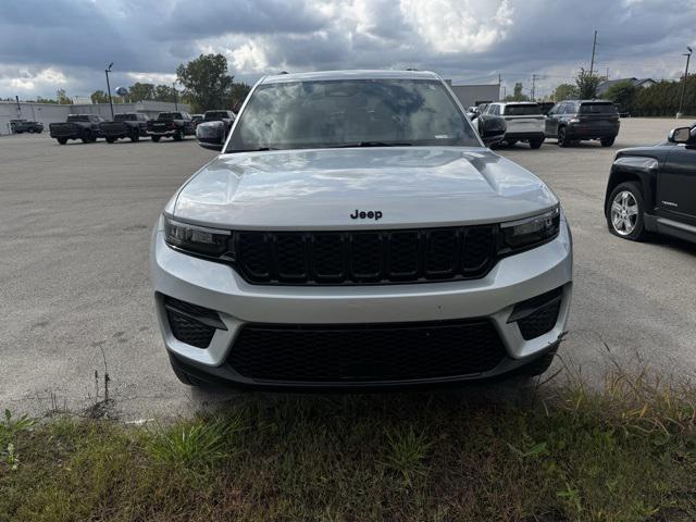 2022 Jeep Grand Cherokee Altitude 4x4