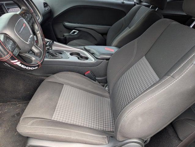 2022 Dodge Challenger SXT