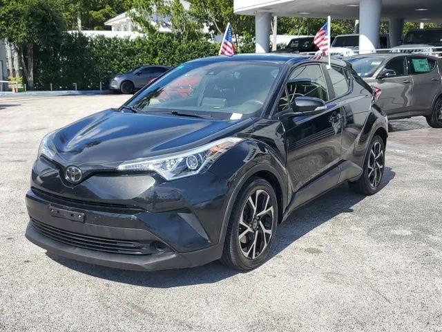 2019 Toyota C-HR XLE 2019 Toyota C-HR XLE