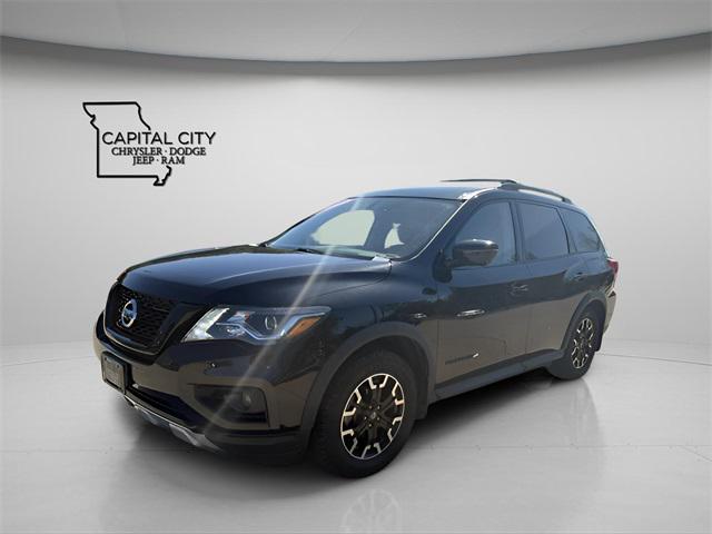 2020 Nissan Pathfinder SL 4WD 2020 Nissan Pathfinder SL 4WD