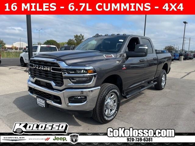 2025 RAM 2500 Tradesman Crew Cab 4x4 64 Box