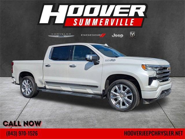 2022 Chevrolet Silverado 1500 4WD Crew Cab Short Bed High Country