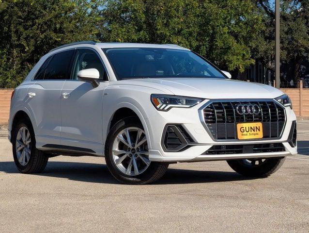 2024 Audi Q3 Premium 45 TFSI S line quattro Tiptronic 2024 Audi Q3 Premium 45 TFSI S line quattro Tiptronic