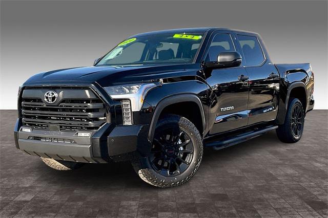 2024 Toyota Tundra SR5 4WD