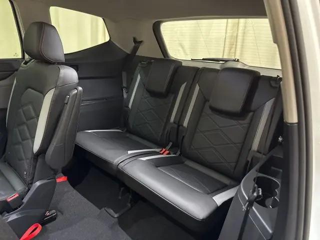 2026 Volkswagen Atlas Peak Edition