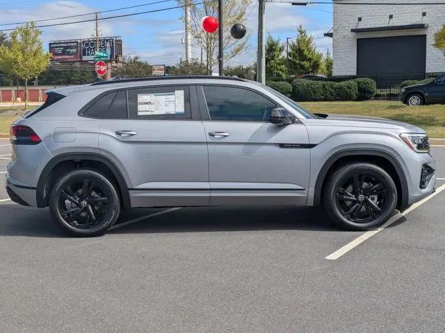 2026 Volkswagen Atlas Cross Sport SEL R-Line Black