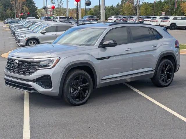 2026 Volkswagen Atlas Cross Sport SEL R-Line Black