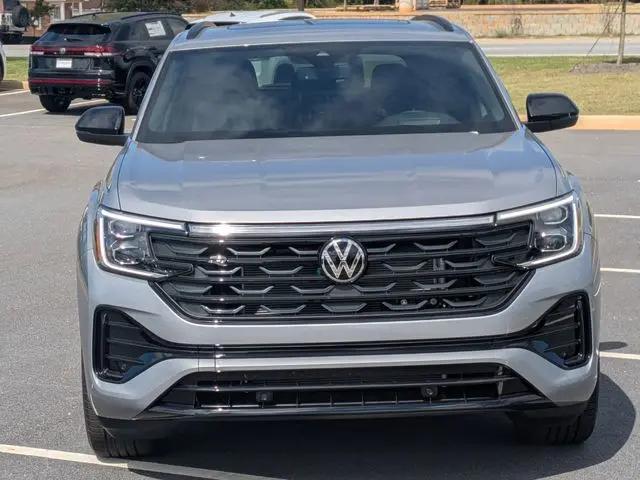 2026 Volkswagen Atlas Cross Sport SEL R-Line Black