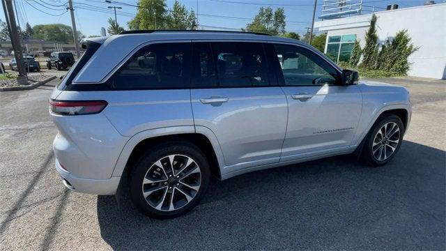 2022 Jeep Grand Cherokee 4xe Overland 4x4 2022 Jeep Grand Cherokee 4xe Overland 4x4