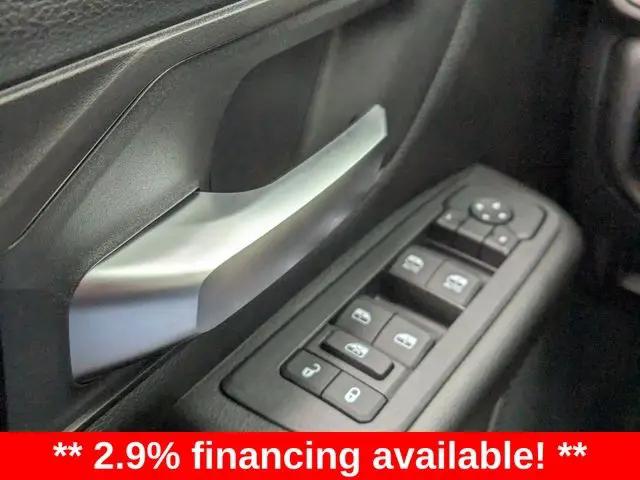 2026 Ram 1500 Tradesman Crew Cab 4x4 57 Box