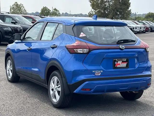 2025 Nissan Kicks S