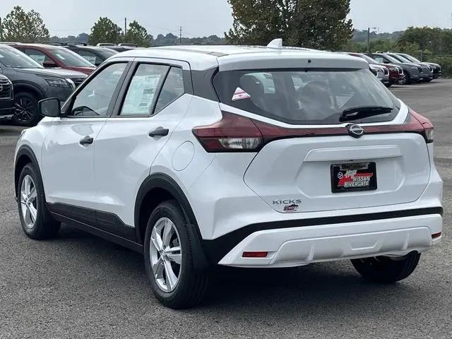 2025 Nissan Kicks S