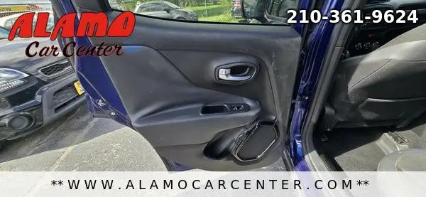 2017 Jeep Renegade Altitude FWD