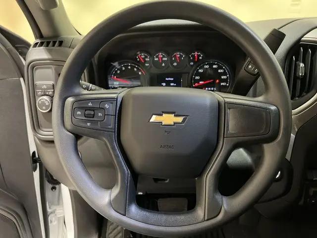 2026 Chevrolet Silverado 1500 2WD Crew Cab Short Bed Custom