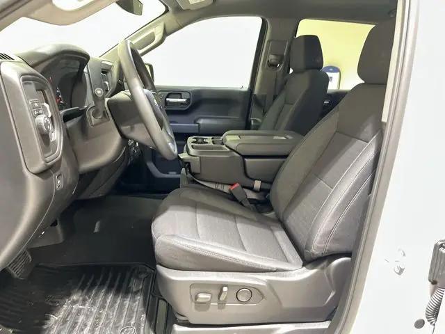 2026 Chevrolet Silverado 1500 2WD Crew Cab Short Bed Custom
