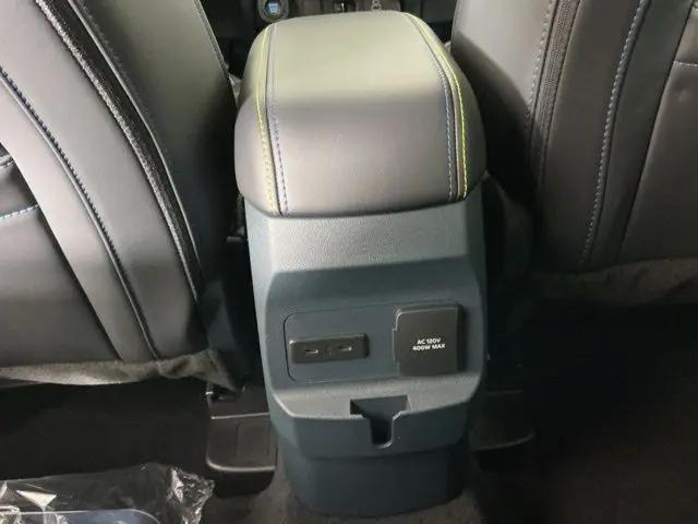 2025 Ford Maverick Lobo
