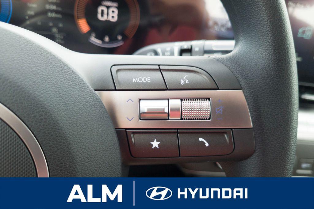2026 Hyundai Kona SE photo 14
