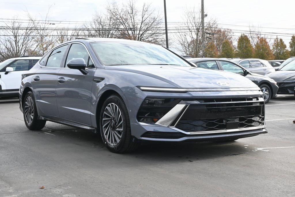 2026 Hyundai Sonata Hybrid SEL