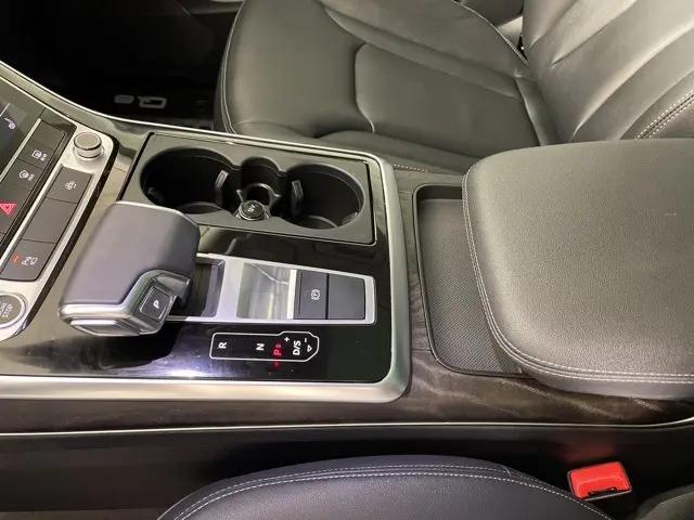 2023 Audi Q8 Premium 55 TFSI quattro Tiptronic