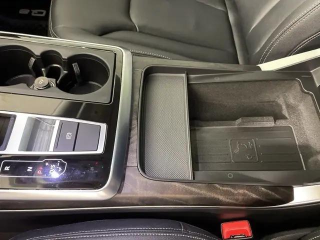 2023 Audi Q8 Premium 55 TFSI quattro Tiptronic
