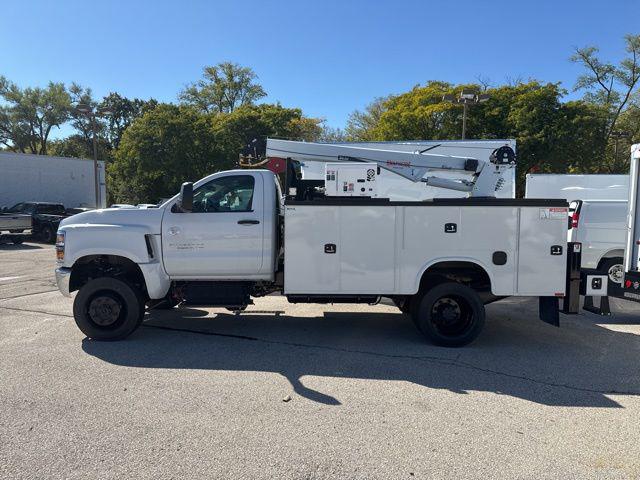 2024 Chevrolet Silverado 6500HD 1WT