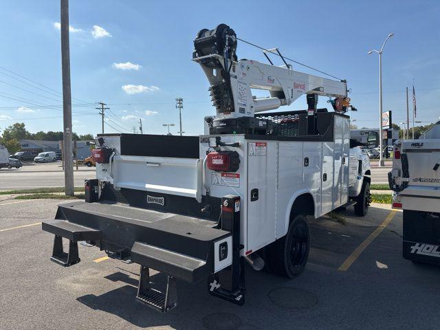 2024 Chevrolet Silverado 6500HD 1WT