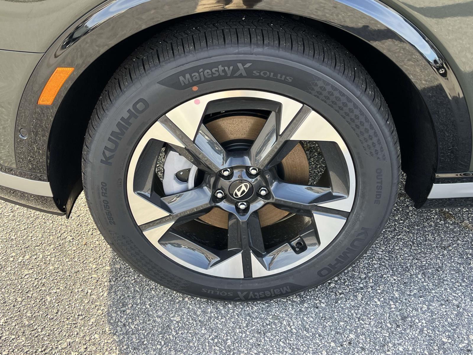 2026 Hyundai Palisade Limited - Photo 9