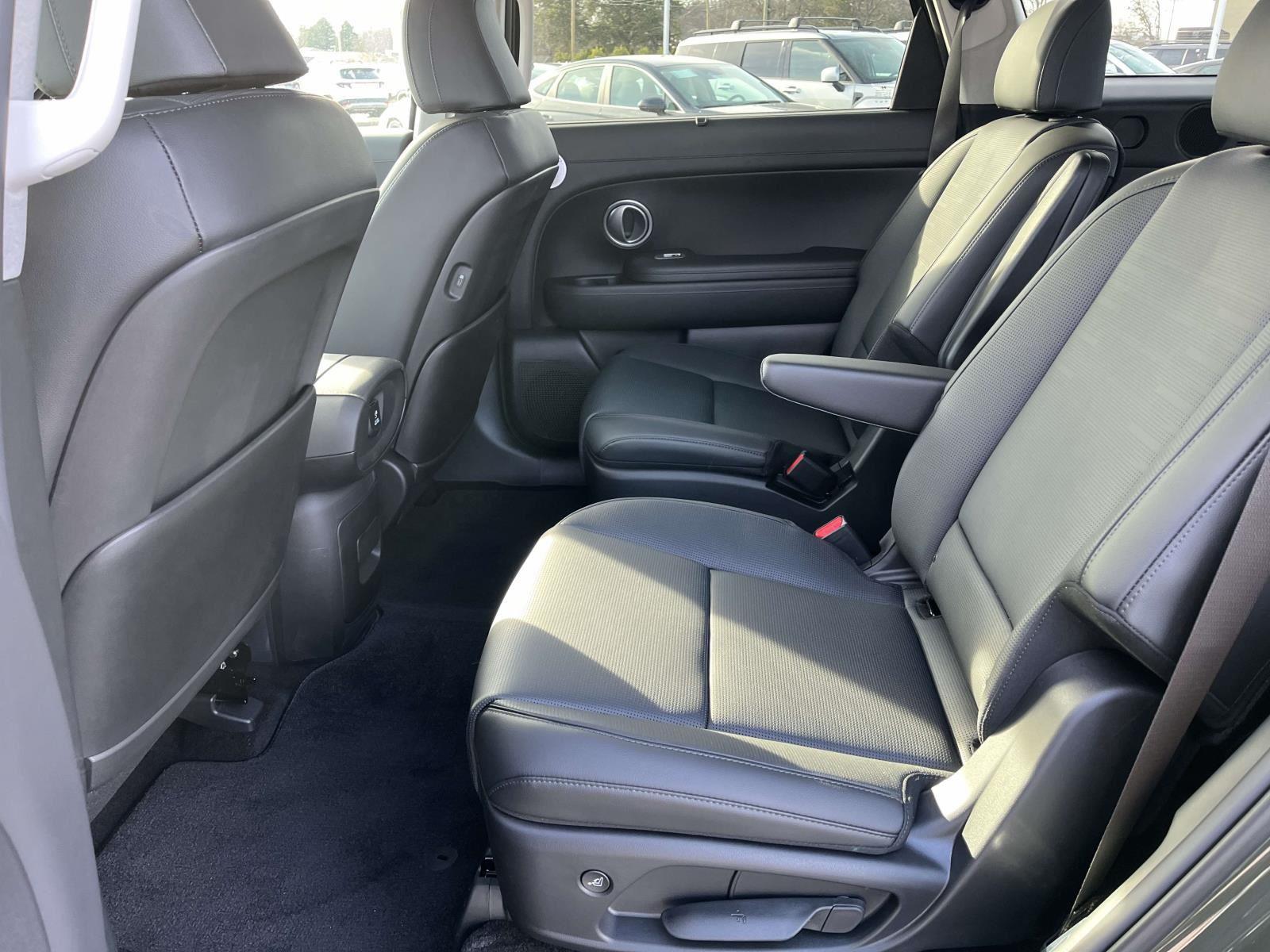 2026 Hyundai Palisade Limited - Photo 13