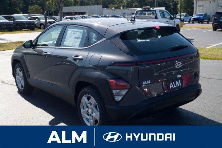 New 2026 Gray Hyundai SE FWD image 9