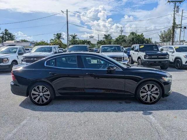 2022 Volvo S60 B5 Inscription