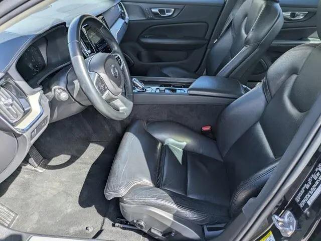 2022 Volvo S60 B5 Inscription