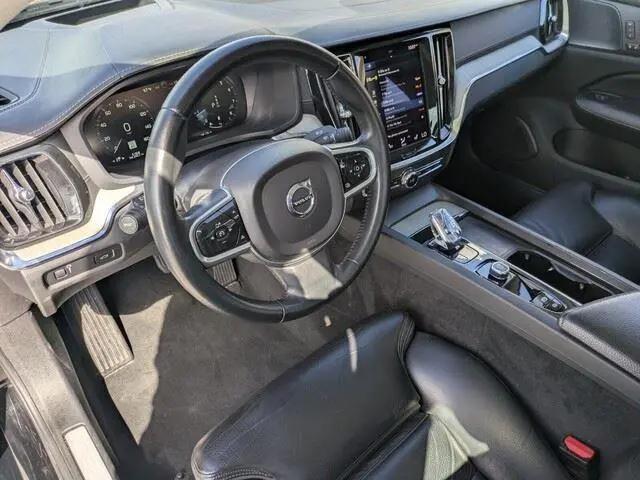 2022 Volvo S60 B5 Inscription