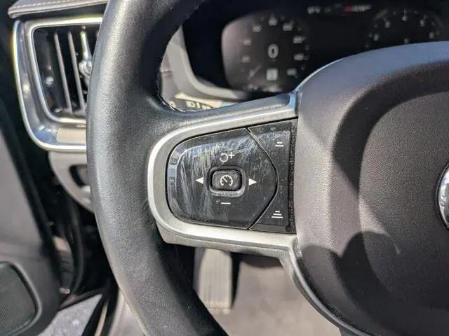 2022 Volvo S60 B5 Inscription