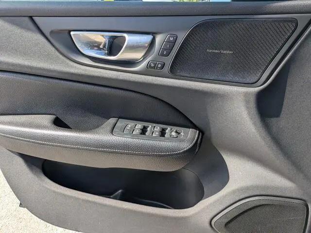 2022 Volvo S60 B5 Inscription