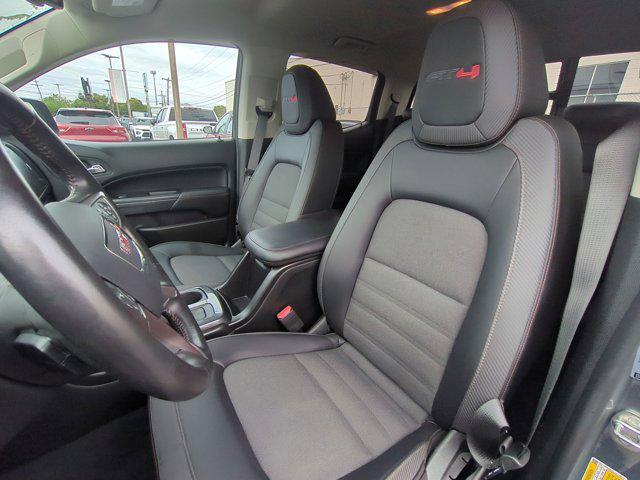 2022 GMC Canyon 4WD Crew Cab Short Box AT4 - Cloth