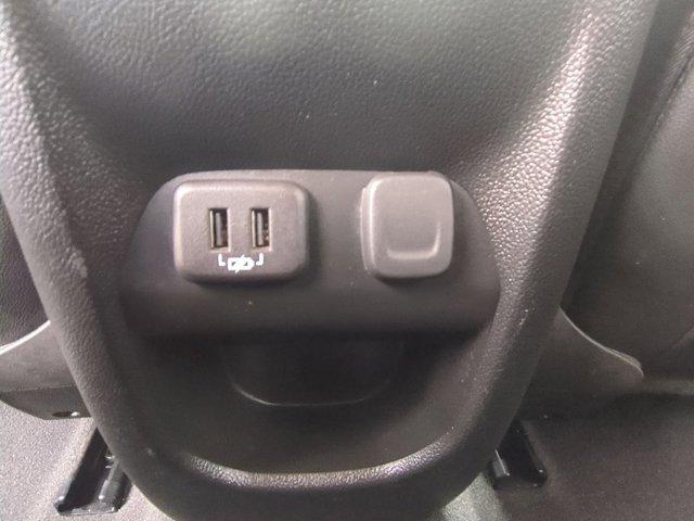2022 GMC Canyon 4WD Crew Cab Short Box AT4 - Cloth