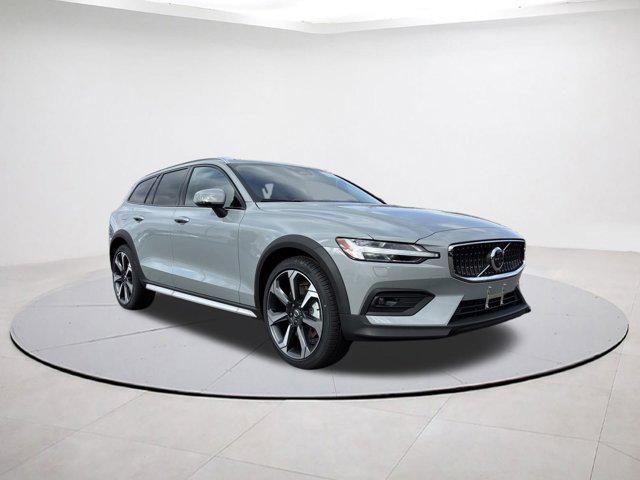 2026 Volvo V60 Cross Country B5 Ultra for sale in Meriden, CT