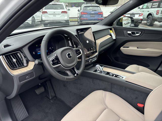 2026 Volvo XC60 B5 Plus