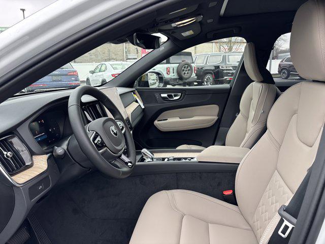 2026 Volvo XC60 B5 Plus