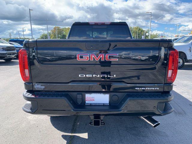 2020 GMC Sierra 2500HD 4WD Crew Cab Standard Bed Denali