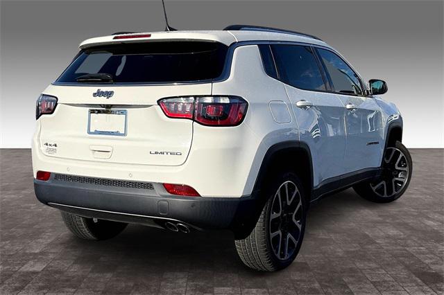 2017 Jeep New Compass Limited 4x4 2017 Jeep New Compass Limited 4x4