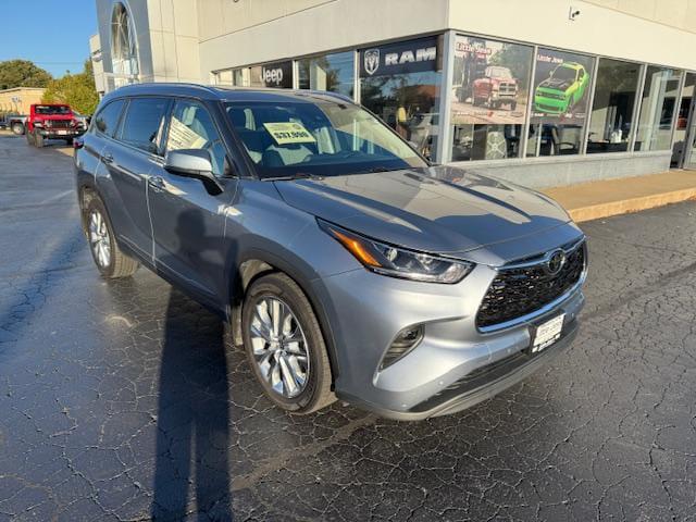 2022 Toyota Highlander Limited
