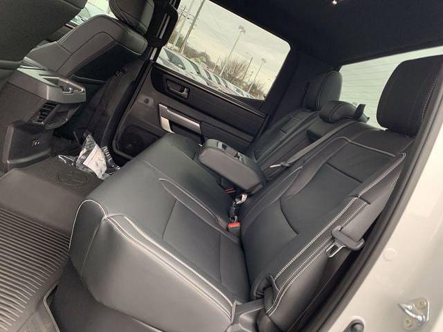 2026 Toyota Tundra SR5 CrewMax 5.5' Bed