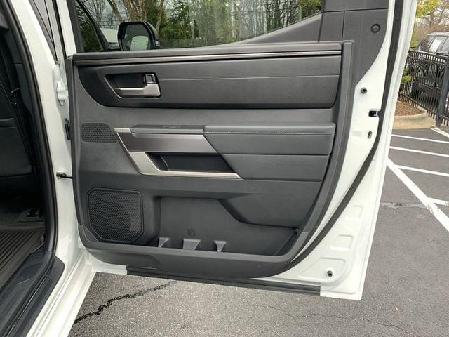 2026 Toyota Tundra SR5 CrewMax 5.5' Bed